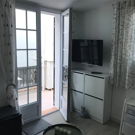 Les Fleurs Bed & Breakfast